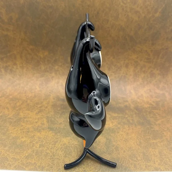 NIB Cracker Barrel Gothic Black Hanging Bat Salt Pepper Shakers With Holder - Picture 2 of 6